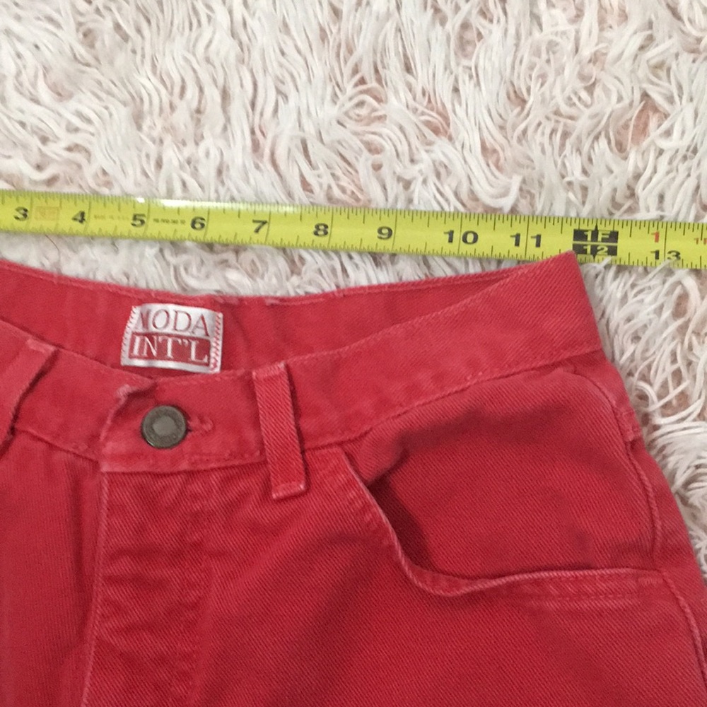 🍎VTG Moda Itn. hi rise red mom jean shorts - Picture 4 of 8